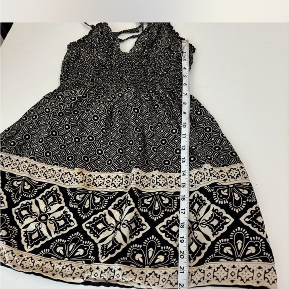 Lolita Black and Cream Patterned Midi Dress - Picture 8 of 8